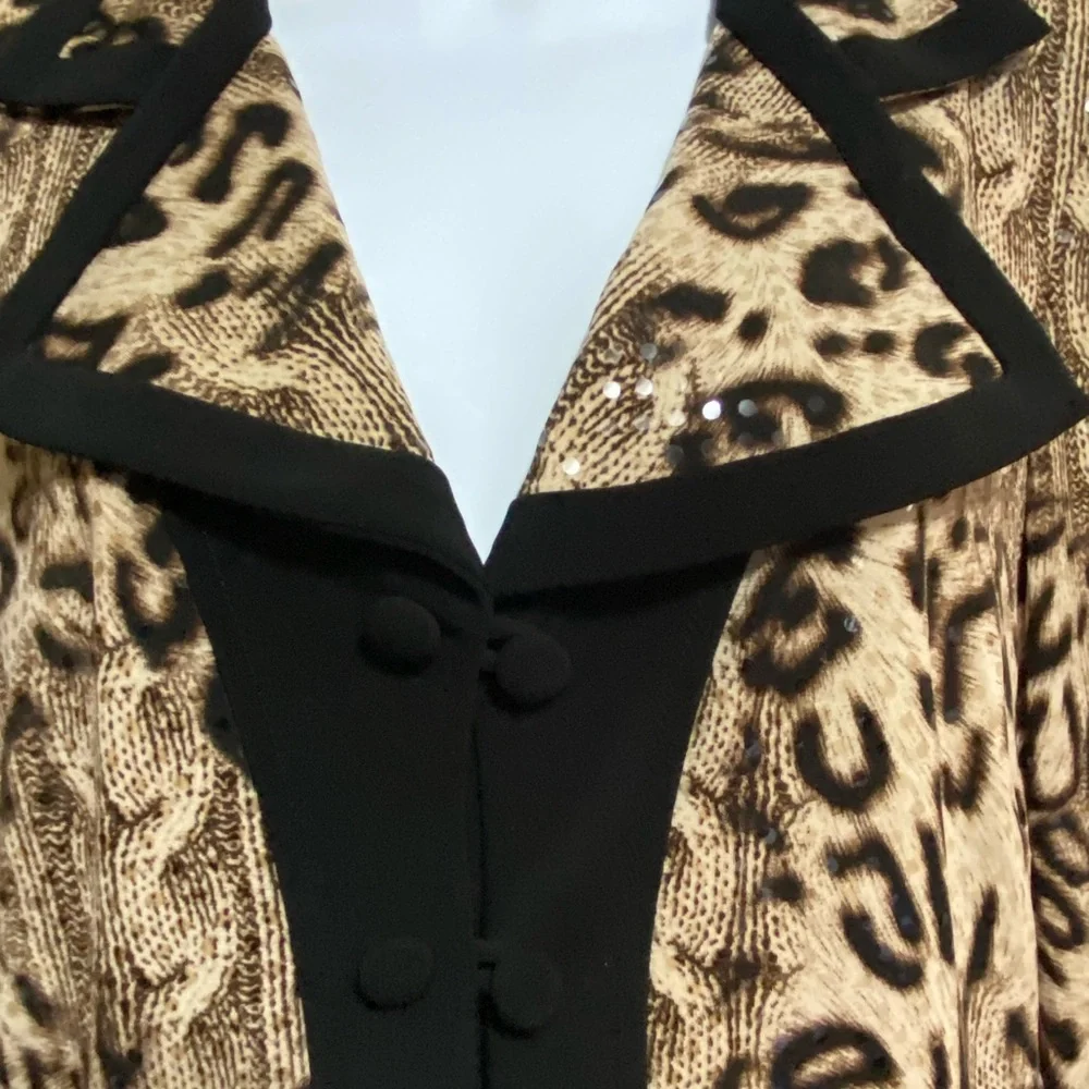 NWT Joseph Ribkoff Cheetah Blouse and Skirt Set, Size‎ 12